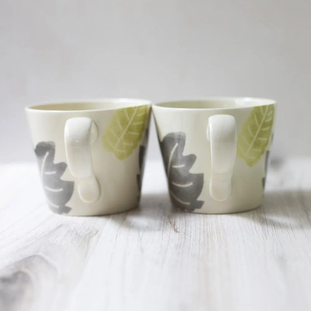 Set of 2 Crate and Barrel leaf mugs Barbara Eigen green gray brown 10 oz 3.25